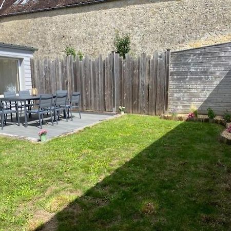 Maison De Ville Tres Calme Sees Exterior photo